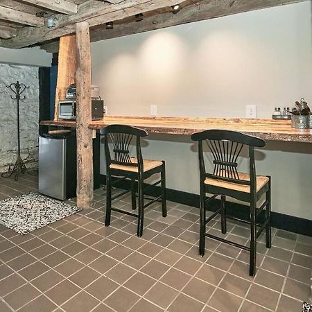 Craftsman Hideaway At The 1841 Farmhouse Chester Bagian luar foto