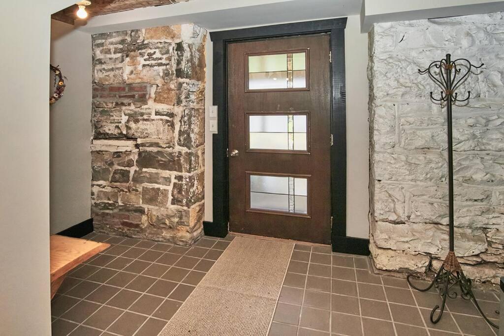 Craftsman Hideaway At The 1841 Farmhouse Chester Bagian luar foto