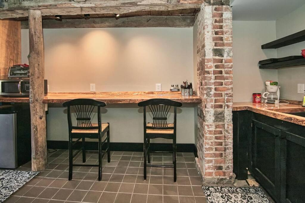 Craftsman Hideaway At The 1841 Farmhouse Chester Bagian luar foto